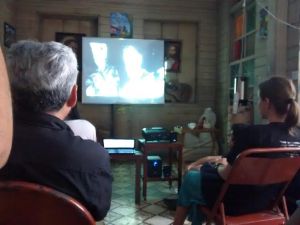 Asistentes disfrutan del documental producido por TVX. Foto de: Iván Escobar